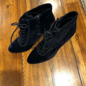 Black faux Suede Stiletto Lace Up Heel Boots 7